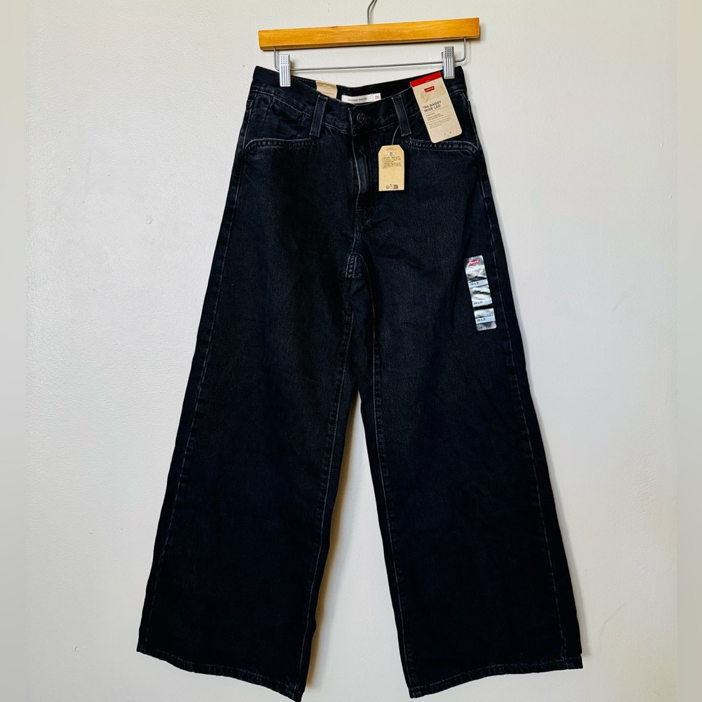 NWT Levi's Black Denim Wide Leg Jeans
